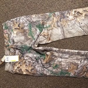 Under Armour hunting pants